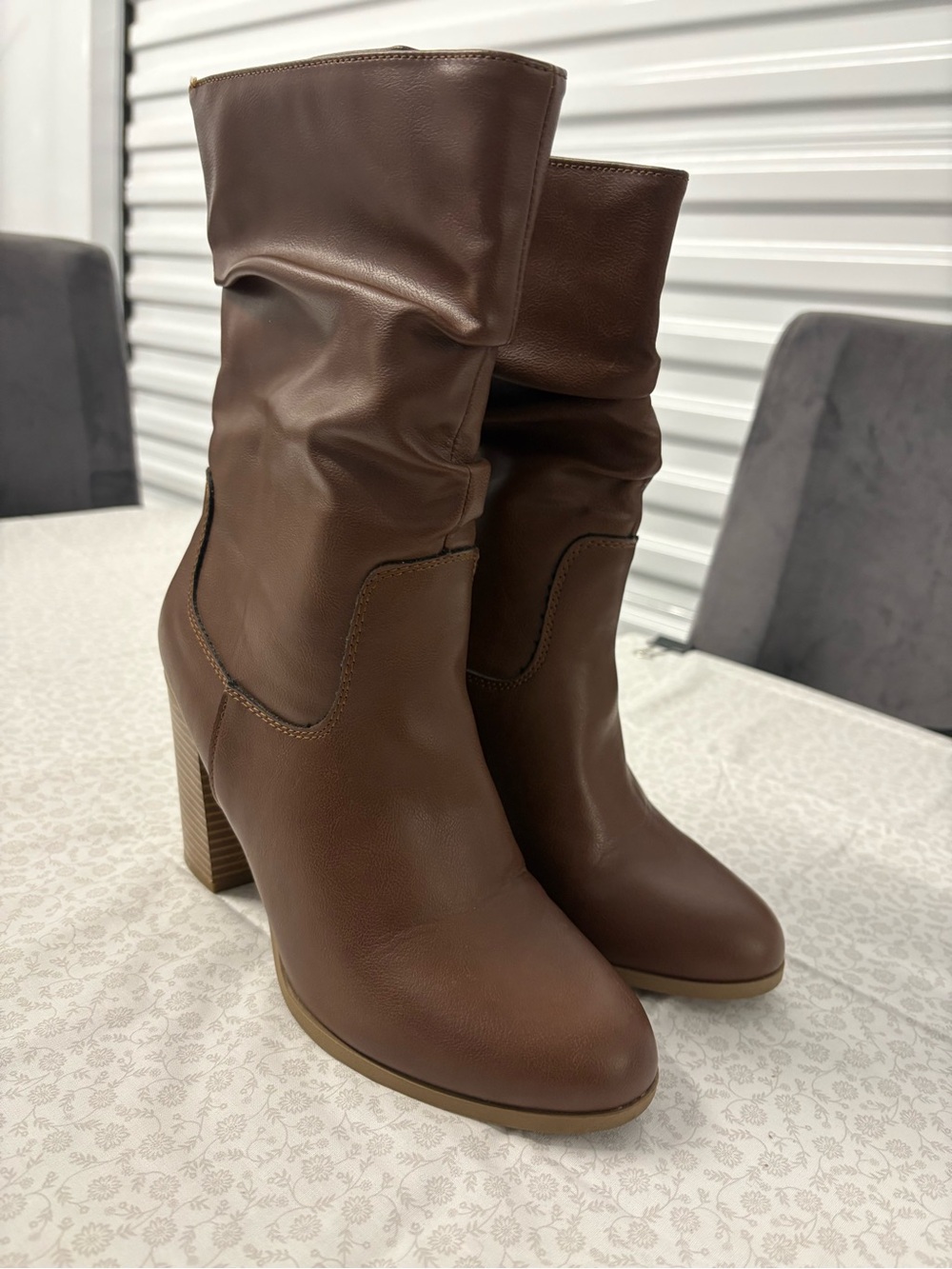 VTG Style & Co Saraa Brown Slouch Boots 90s Boho Downtown Girl Office Siren Core